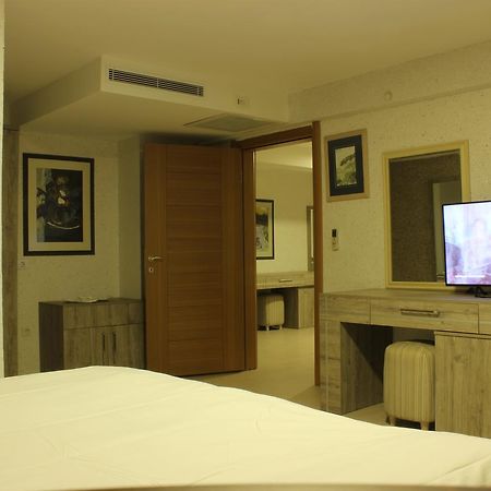 Tavsanli Otel キュタヒヤ エクステリア 写真